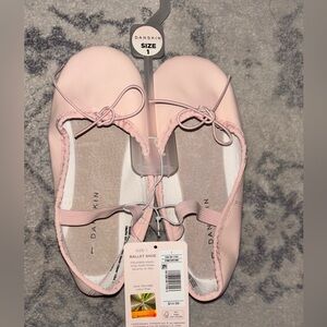 NWT DANSKIN PINK LEATHER BALLET DANCE SHOES SLIPPERS GIRL'S SIZE 1
